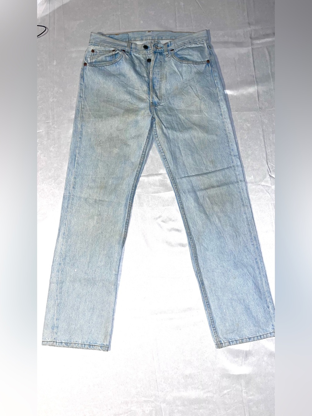 Vintage 1994 Levi’s 501 Jeans 32x30 USA Faded Light Wash Distressed Button Fly